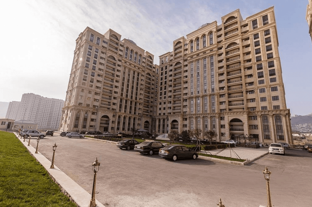 Crystal Absheron Bayil